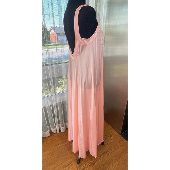 Vintage 80s night dress, peach sleeveless nightgown, slip on negligee - Picture 7 of 8